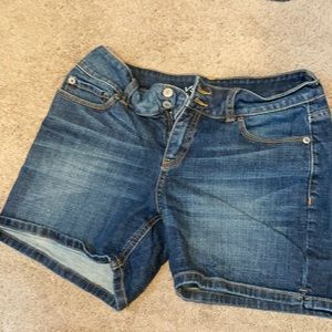 Victoria Secret Jean Shorts size 6